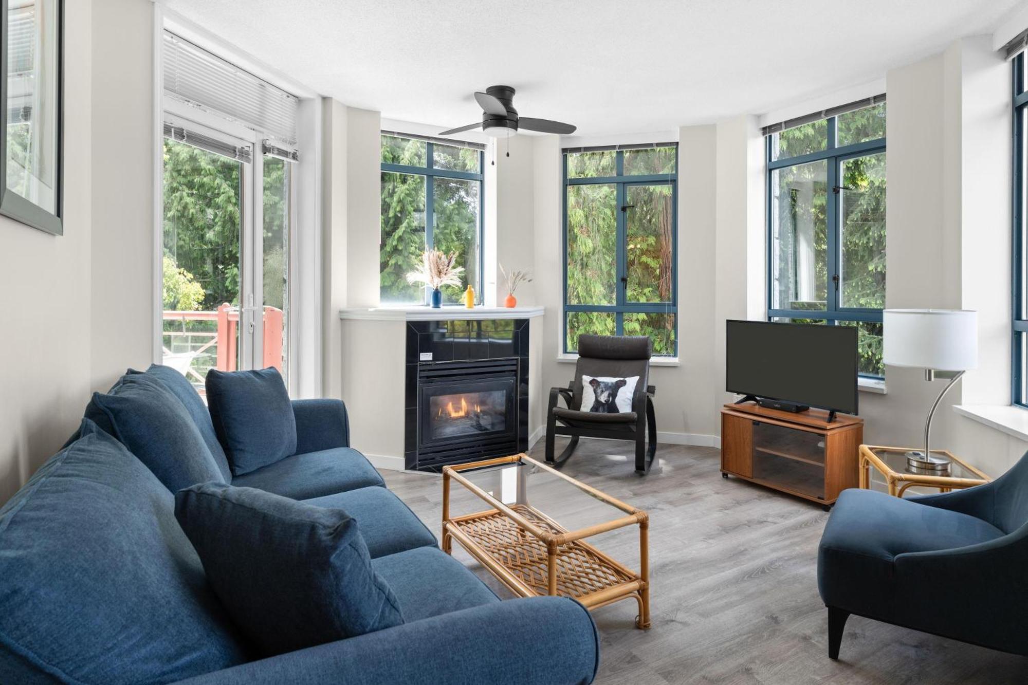 Alpenglow Lodge Bear Wonder One Bedroom By Mva Whistler Exterior photo